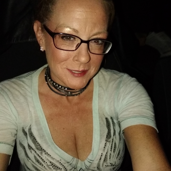 Meet your Posher, Trinity - Picture 5 of 5